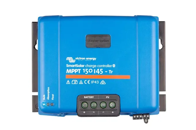 victron-energy-smartsolar-mppt-charge-controller-150v-45a-12-24-36-48v-with-blue image 1
