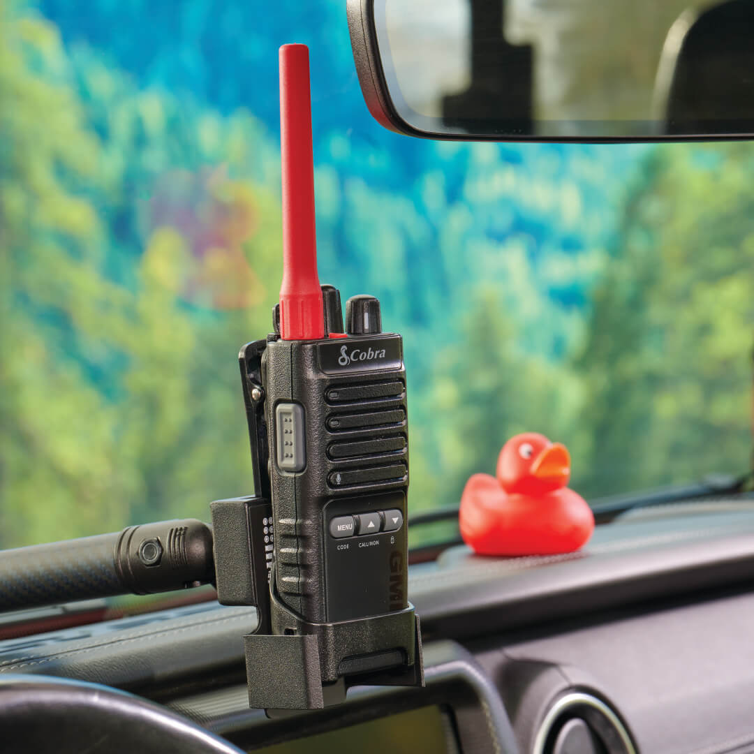 cobra-trailblazer-500-gmrs-two-way-radio-with-repeater-capability image 3
